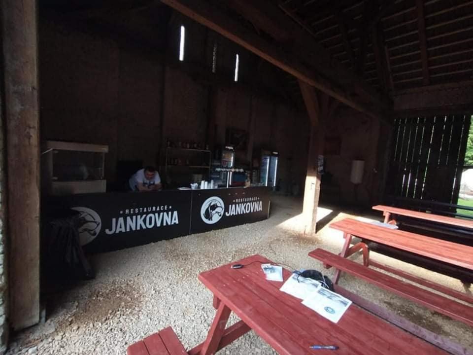 Pivovar Maly Janek - Restaurace, Penzion A Stany Jince Εξωτερικό φωτογραφία