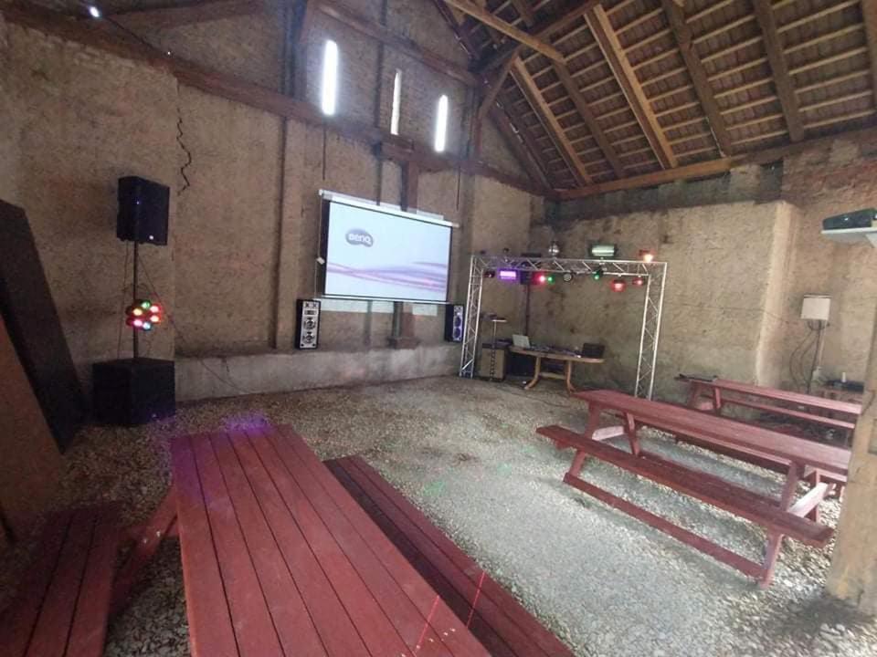 Pivovar Maly Janek - Restaurace, Penzion A Stany Jince Εξωτερικό φωτογραφία